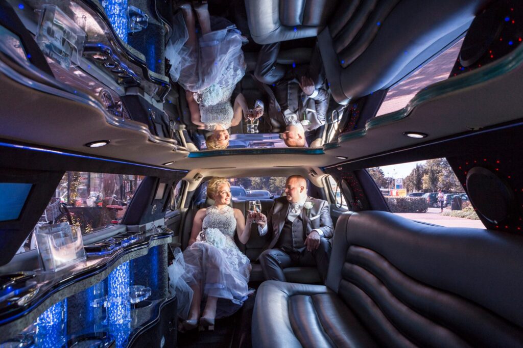 De ruime binnenkant van een Crysler Limousine van Big-Limo.